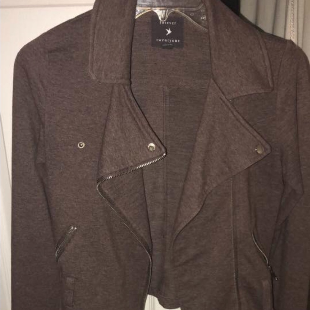 Light brown jacket💋